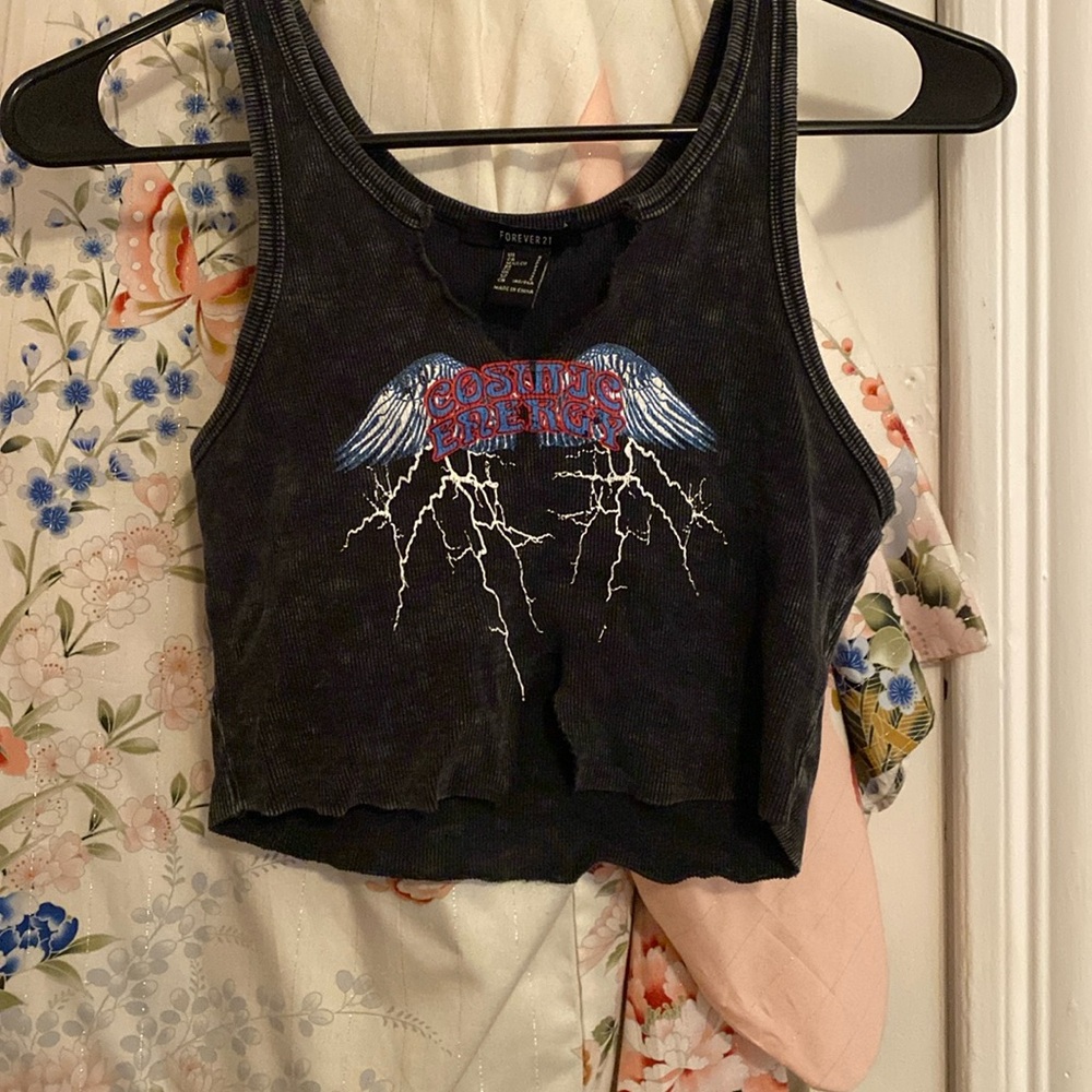 Forever 21 grunge crop top☠️